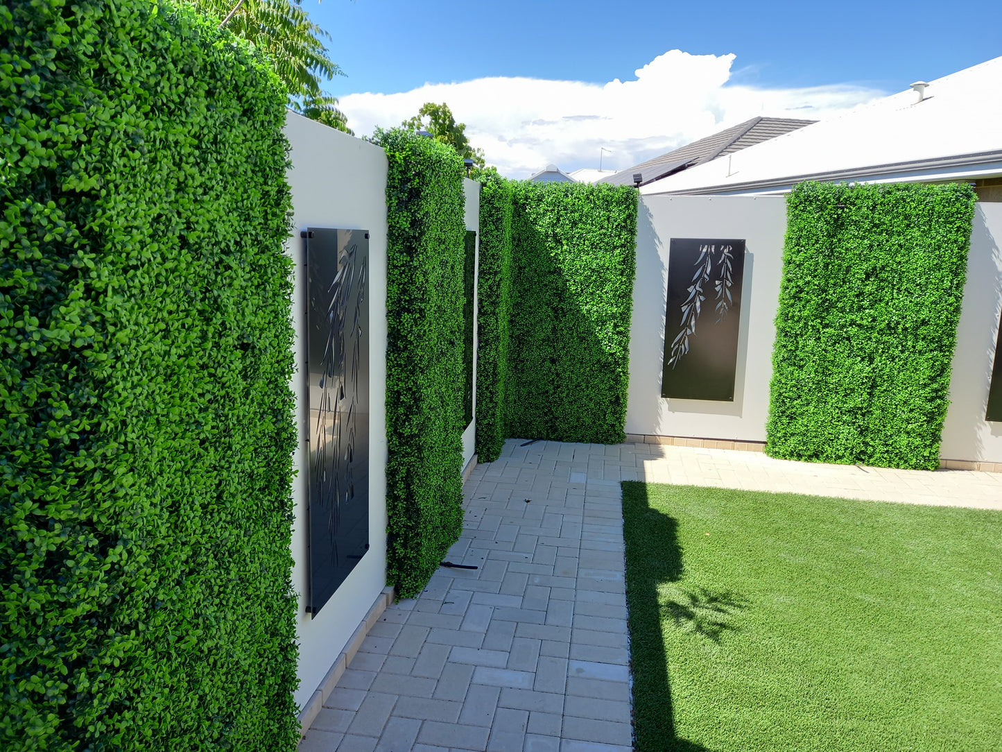Dense Buxus Artificial Hedge Tile / Fake Vertical Garden 1m X 1m UV Resistant