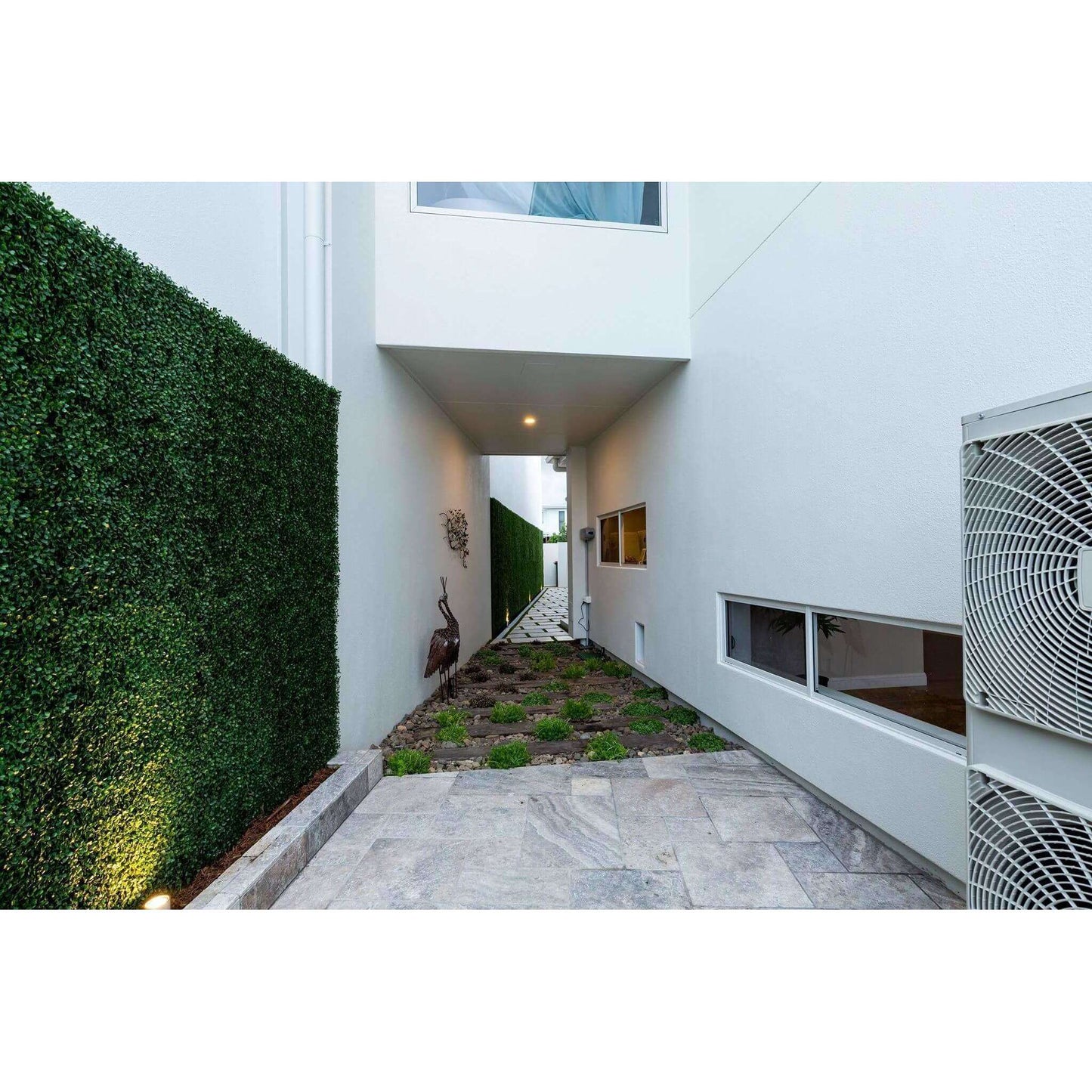 English Boxwood Artificial Hedge Panel Green Wall 1m X 1m UV Resistant