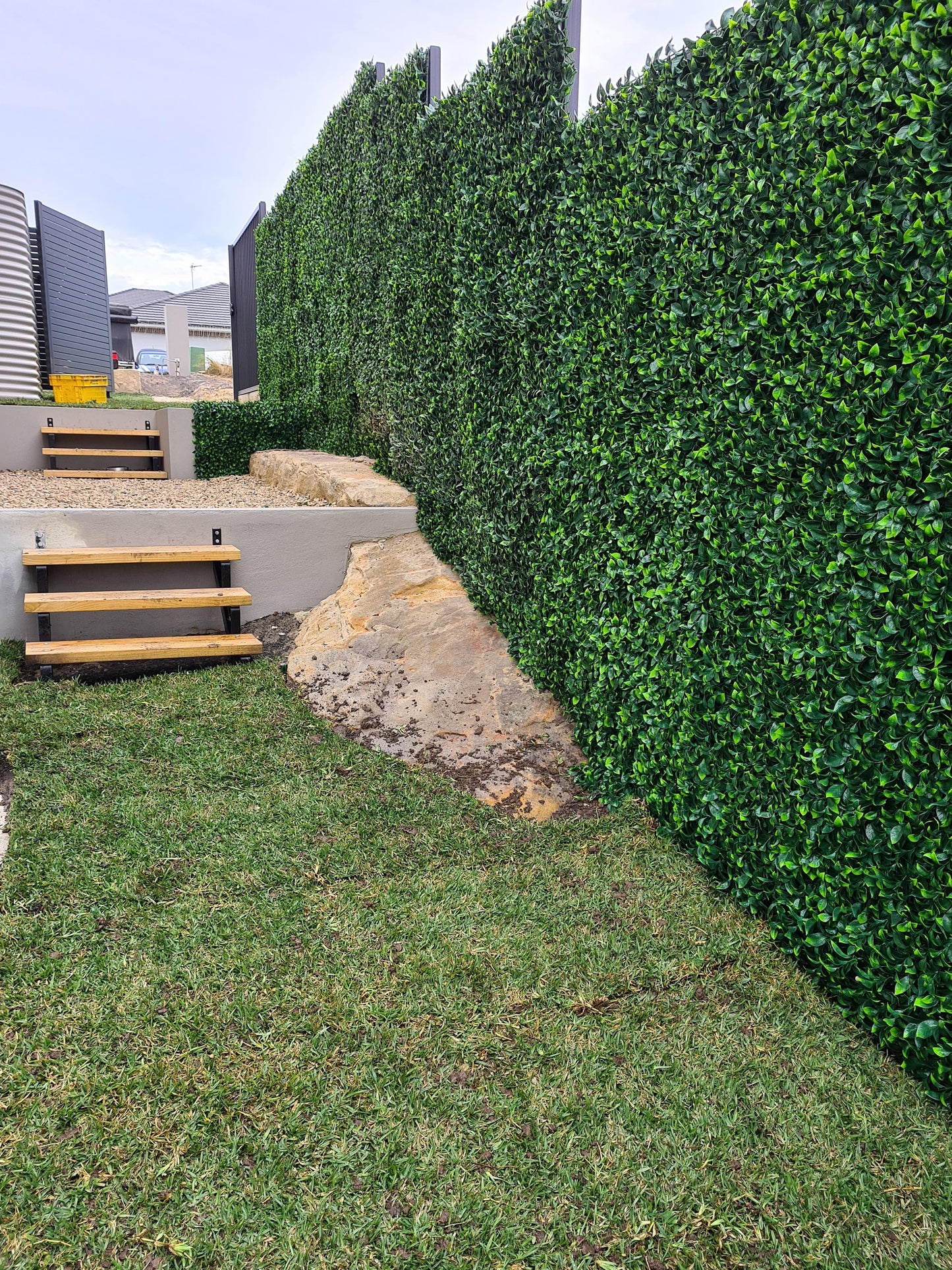 Jasmine Artificial Hedge Screen / Green Wall Panel 100cm X 100cm UV Resistant