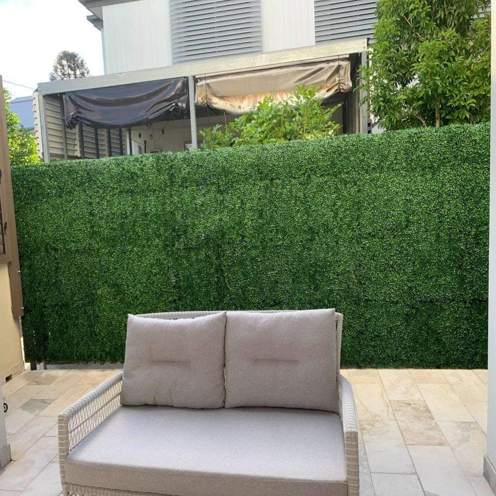 Light English Artificial Boxwood Hedge Panel / Fake Green Wall 1m X 1m UV Resistant