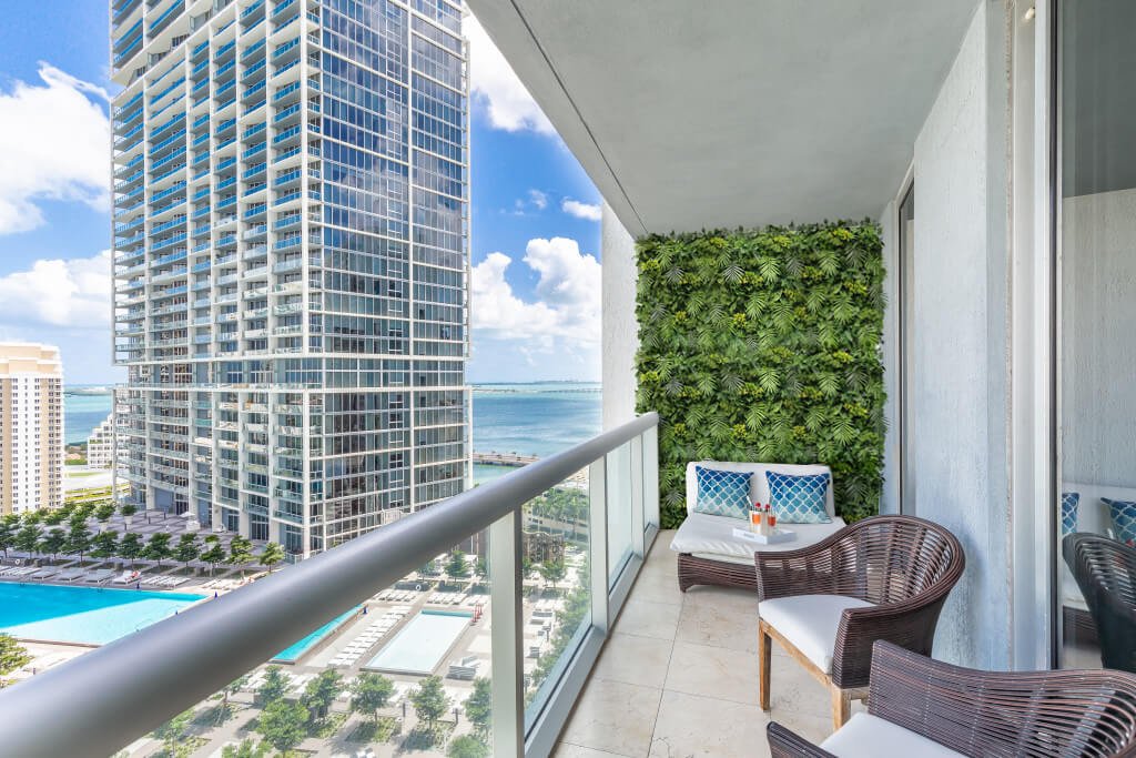 Luxury Hawaiian Sunrise Vertical Garden/Green Wall UV Resistant 1m X 1m