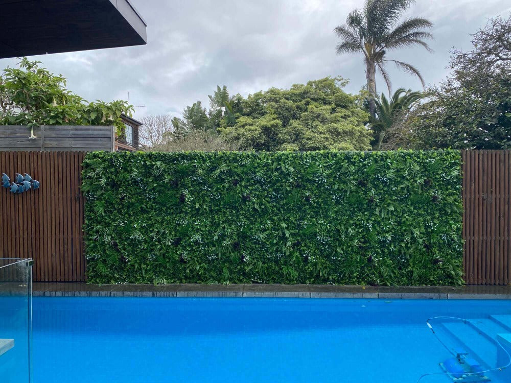 Luxury Vista Green Artificial Vertical Garden / Fake Green Wall 100cm X 100cm UV Resistant