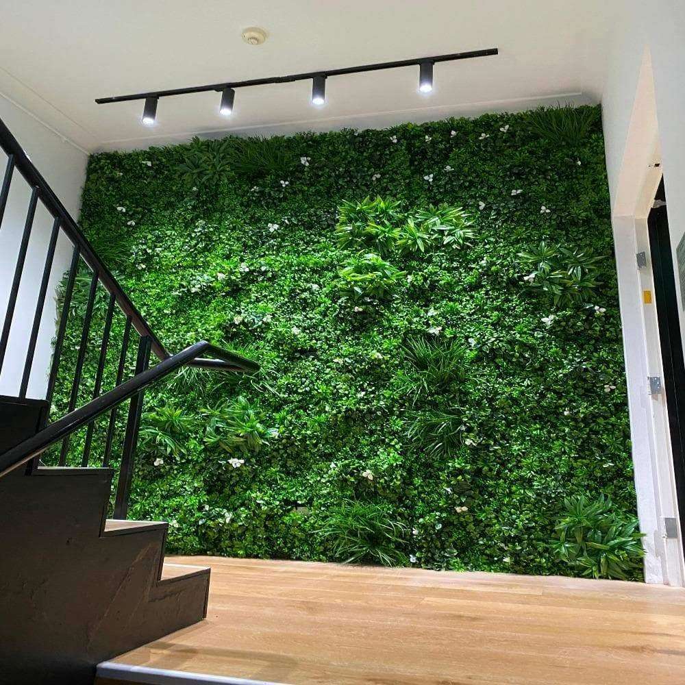 Luxury White Lily Artificial Vertical Garden / Fake Green Wall 1m X 1m UV Resistant