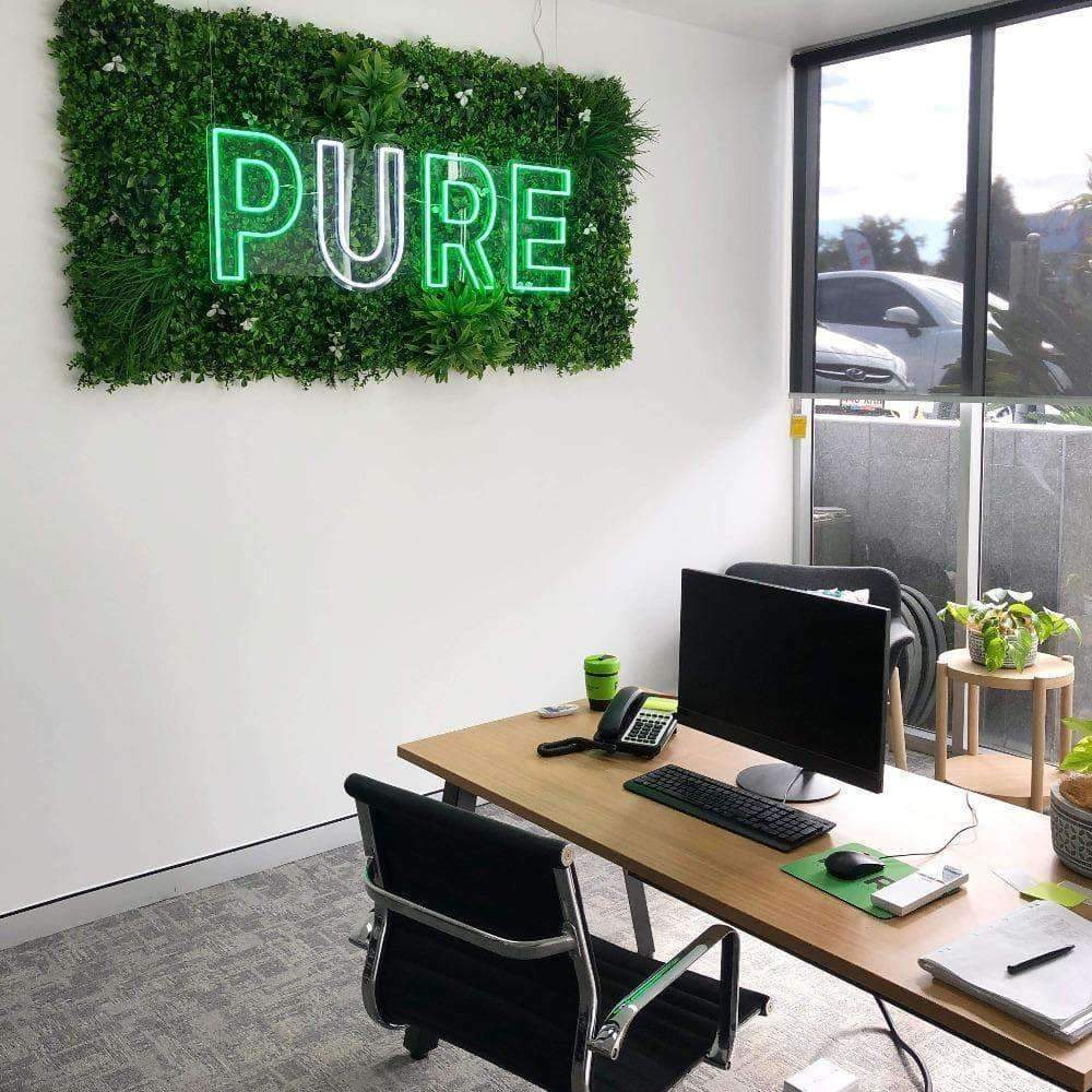 Luxury White Lily Artificial Vertical Garden / Fake Green Wall 1m X 1m UV Resistant