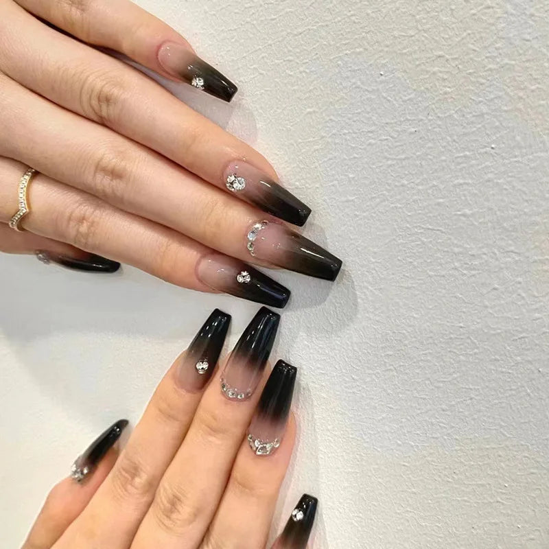 Droped Diamond - Artificial Nails