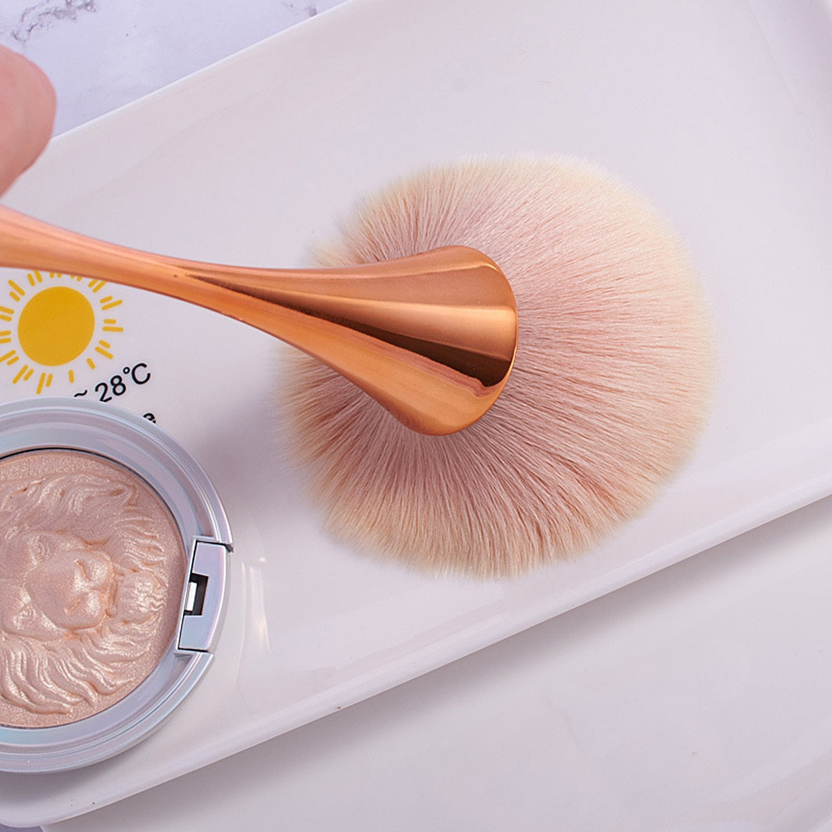 New Single Makeup Brush Rose Gold Pink Goblet Loose Powder Brush Honey Powder Brush Highlight Brush Blush Brush Beauty Tool